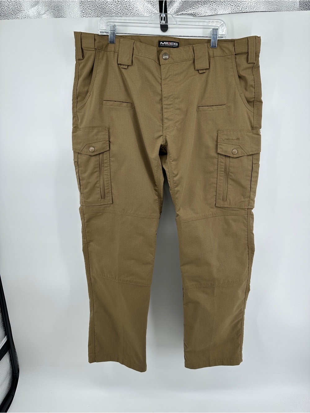MILES Gorpcore Workwear Men's Cargo Pants in Tan Rugged Utility‎ Design Sz42/31